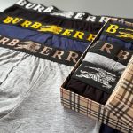 شورت نیم پای پک 3 تایی Burberry - Image 4